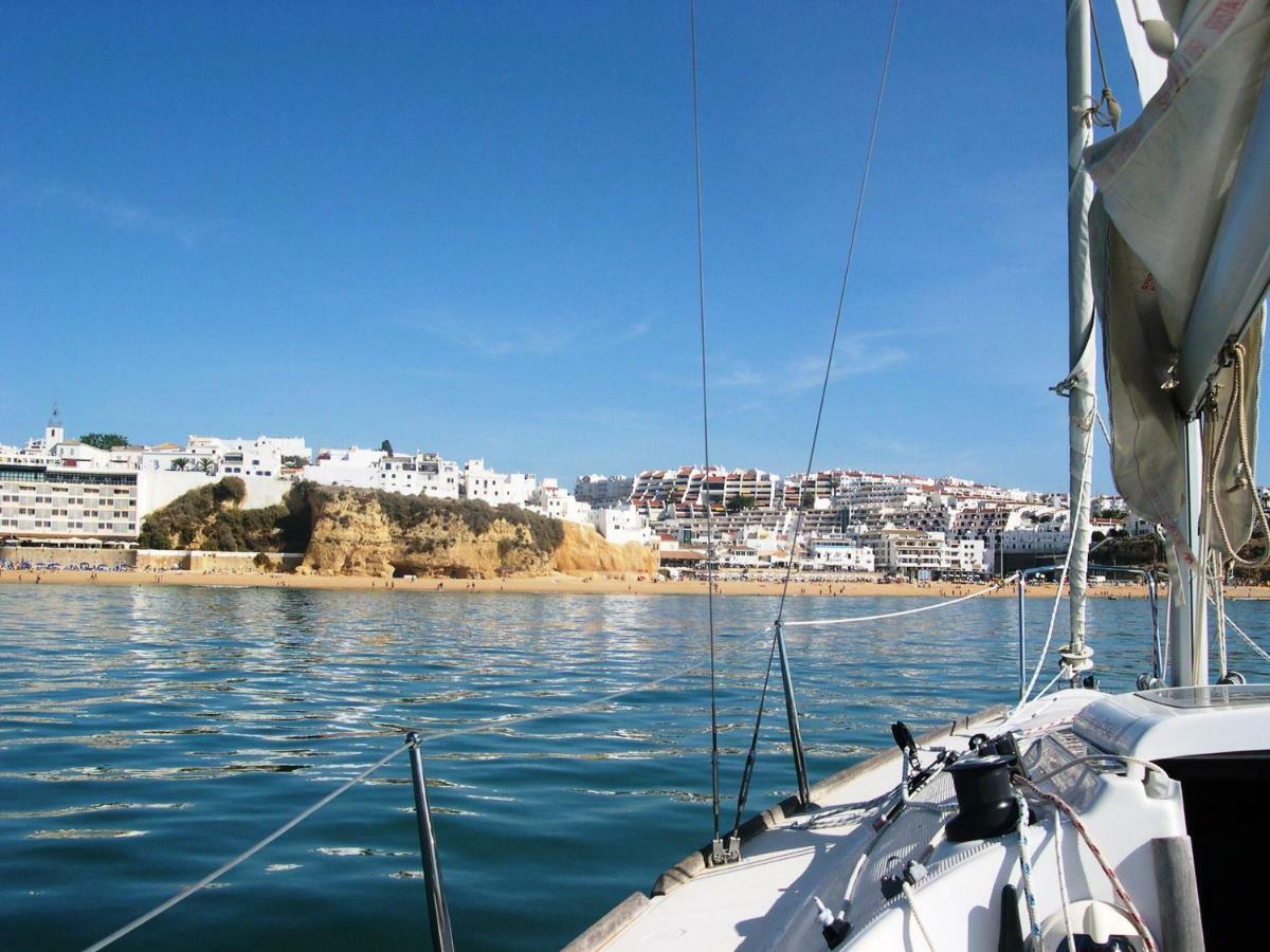 Villa Eber - Independent 1 & 2 Bedroom Apartments, Pool, Air Con, Fast Wi-Fi, Near Old Town Of Albufeira And Beaches エクステリア 写真