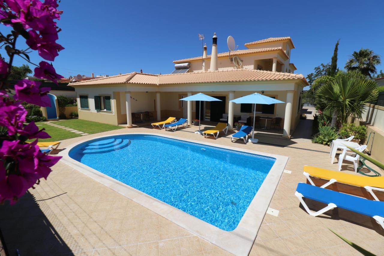 Villa Eber - Independent 1 & 2 Bedroom Apartments, Pool, Air Con, Fast Wi-Fi, Near Old Town Of Albufeira And Beaches エクステリア 写真