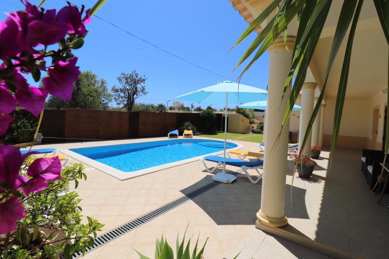 Villa Eber - Independent 1 & 2 Bedroom Apartments, Pool, Air Con, Fast Wi-Fi, Near Old Town Of Albufeira And Beaches エクステリア 写真